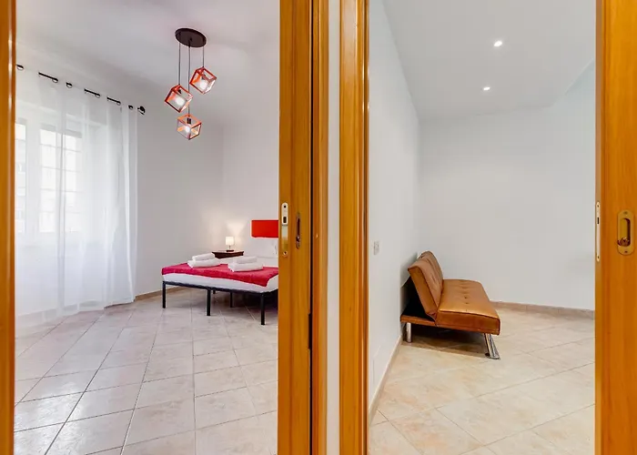 Bmga L 3bdr For Families In Garbatella Roma